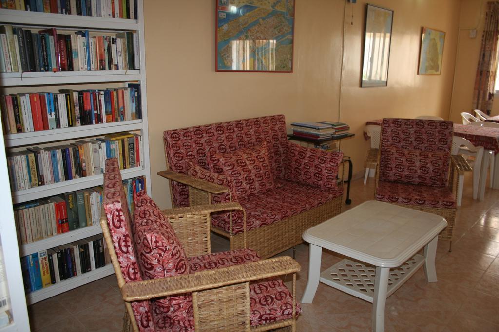 Auberge Keur Diame Дакар Екстериор снимка